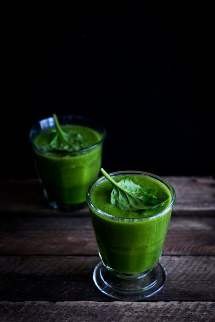 Photo by Monika Grabkowska two green shakes